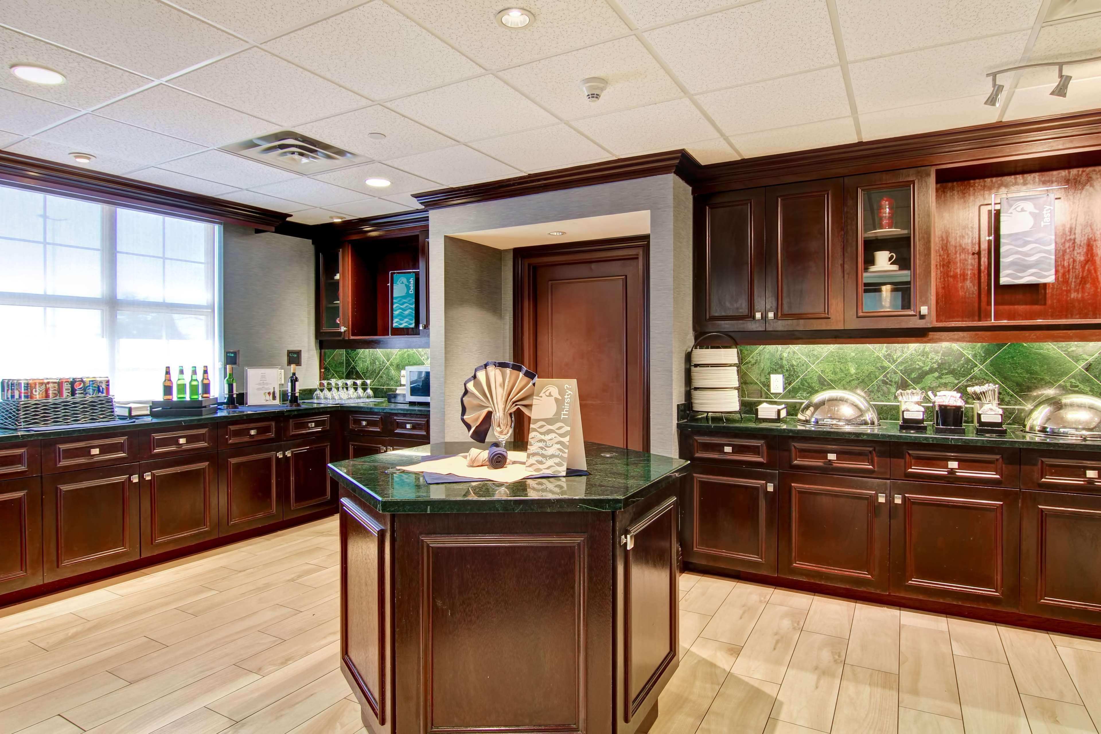 Homewood Suites By Hilton Toronto Mississauga Exterior foto